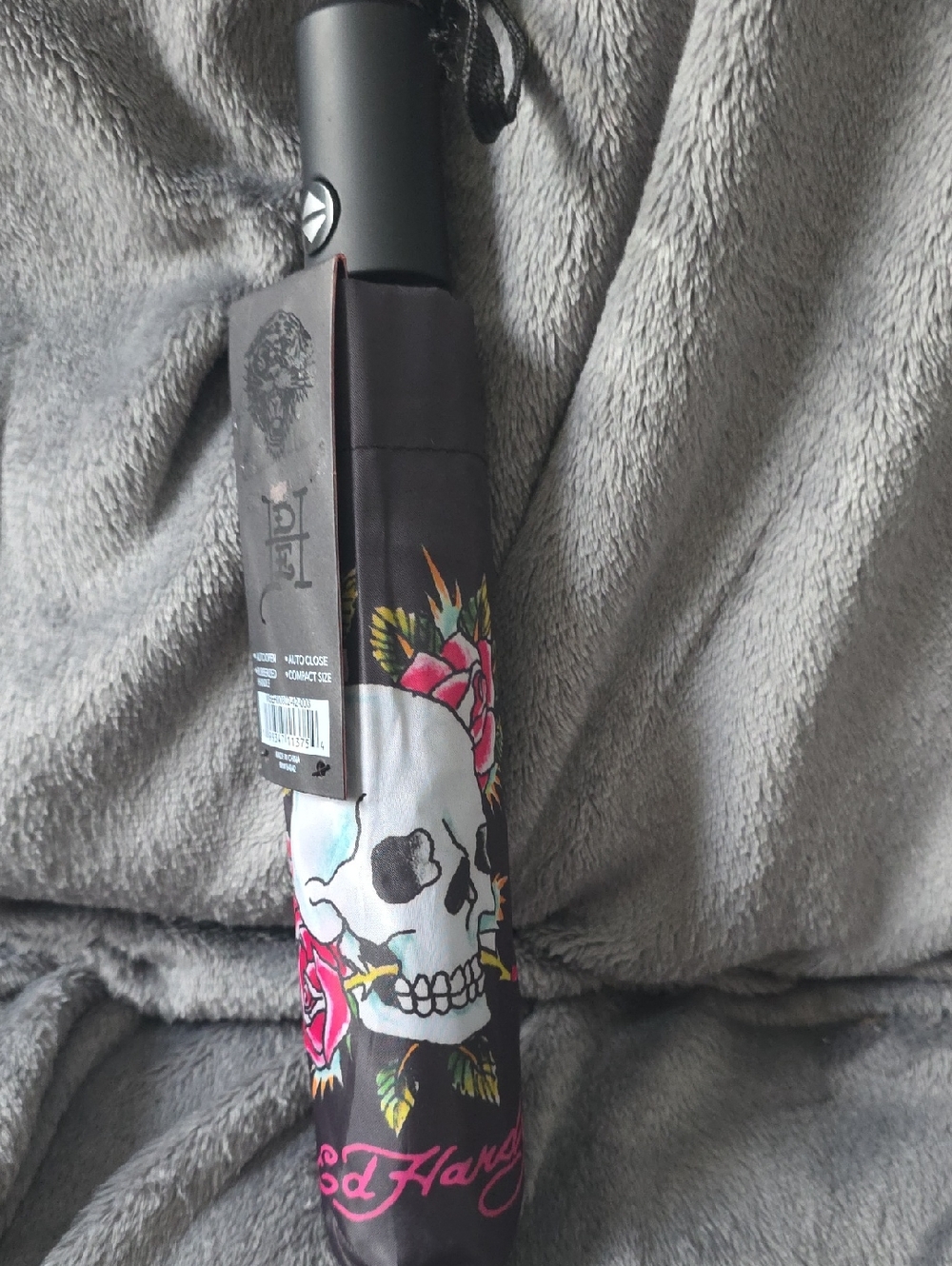 Ed Hardy Black Umbrella with White Skull and Pink Roses